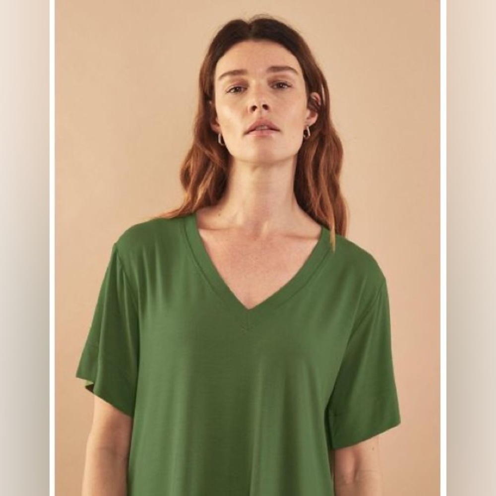 ADAY Necessi-T-Shirt